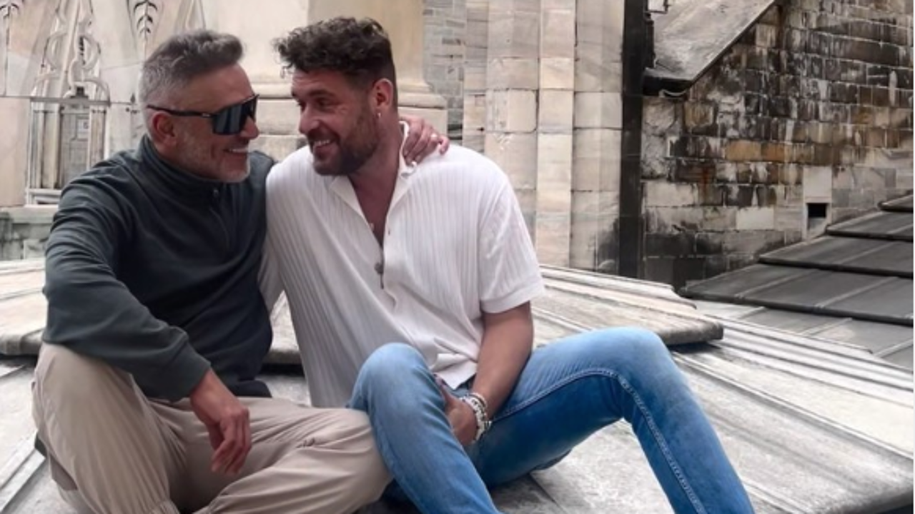 Kiko Hernández y Fran Antón disfrutan de su luna de miel en un destino idílico un año después de su boda