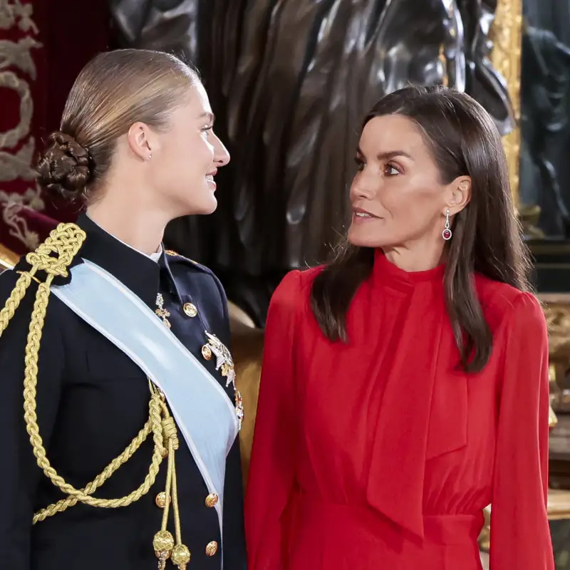 María José Gómez Verdú, experta en protocolo, revela la principal de diferencia entre la reina Letizia y la princesa Leonor