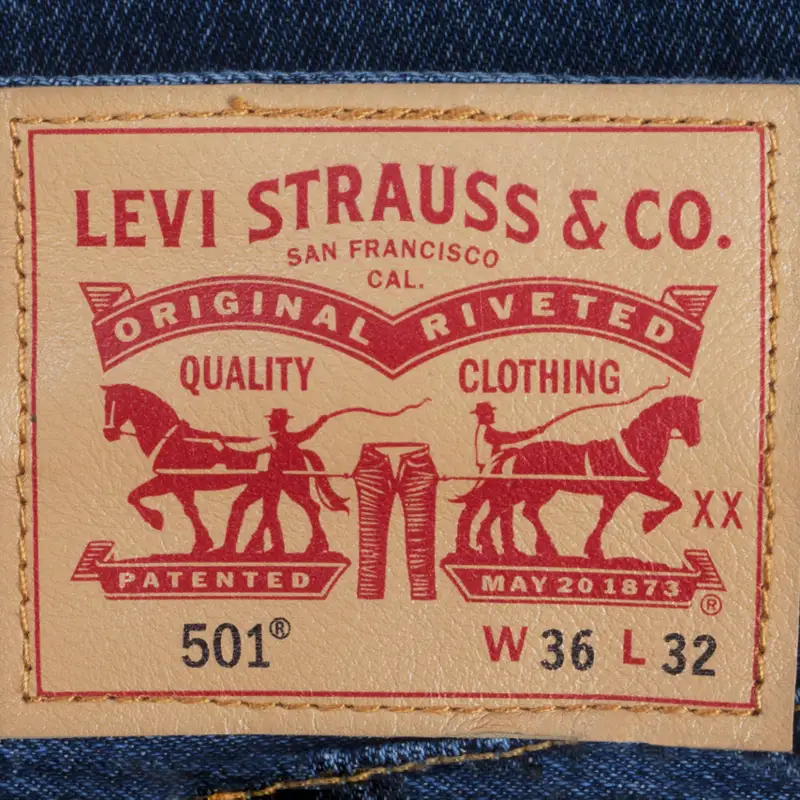 No es Black Friday, pero en Amazon hemos encontrado unos Levi's 501 a mitad de precio o el champú de queratina superventas al 40%