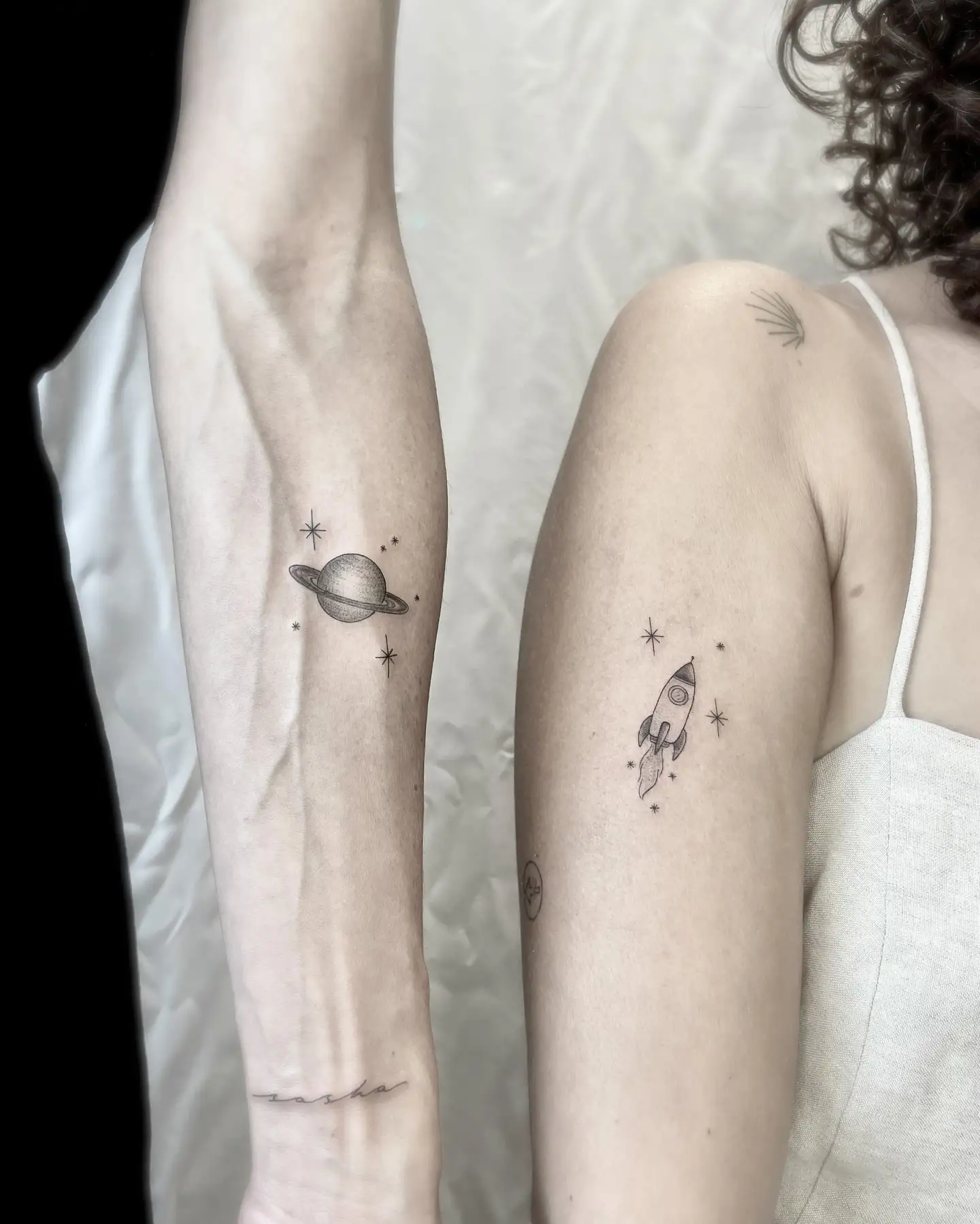 10 tatuajes elegantes que arrasan en 2024: