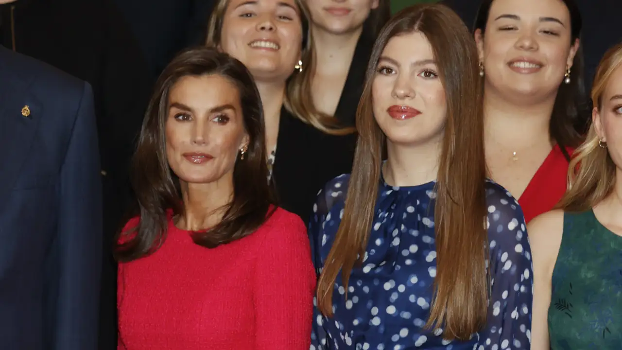 Infanta Sofía y reina Letizia