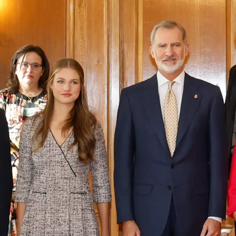 El rey Felipe da un paso atrás en los Premios Princesa de Asturias: la novedad que predice cuál será su papel ahora