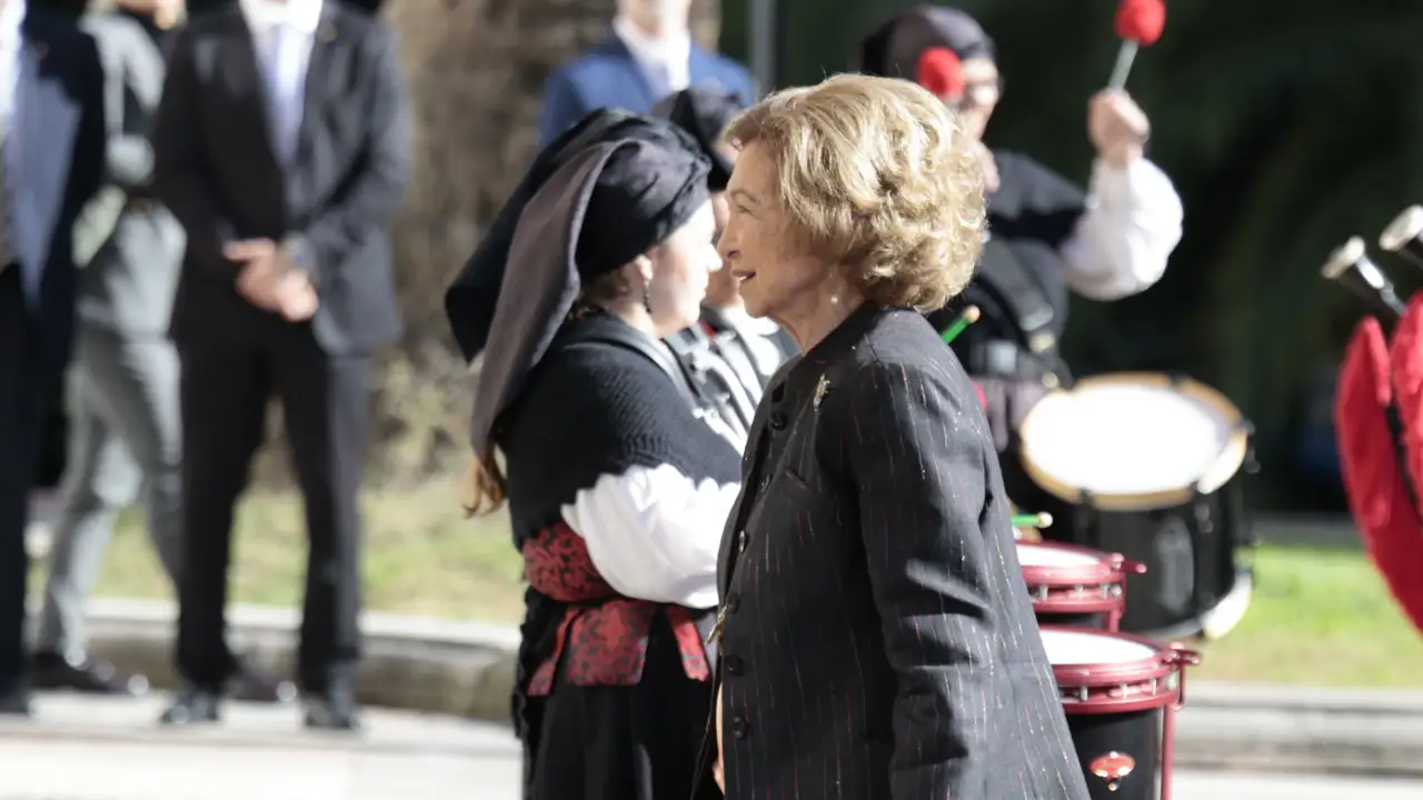 La reina Sofía llega a Oviedo: así se resarcirá en la gran tarde de Leonor en los Premios Princesa de Asturias 2024