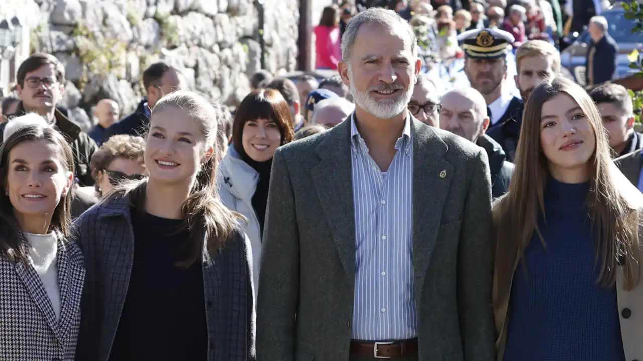 Leonor, Letizia, Sofía y Felipe en Pueblo Ejemplar 2024