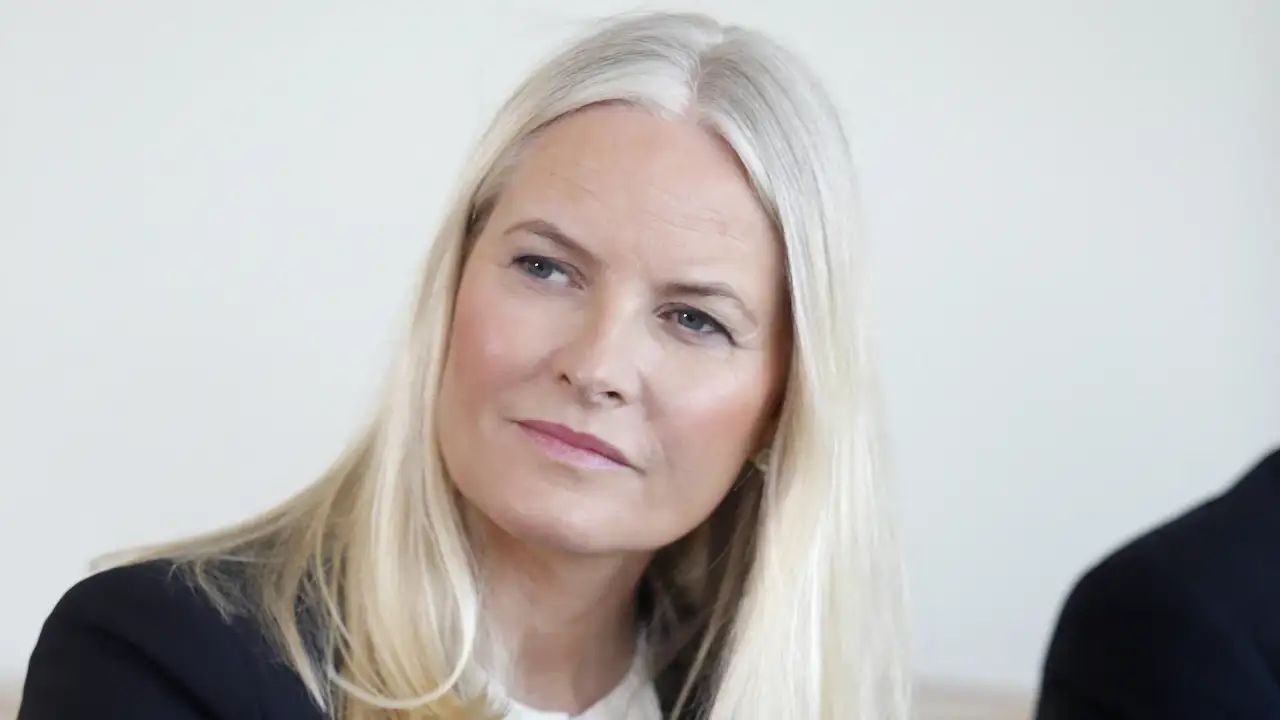 Mette-Marit de Noruega no levanta cabeza: su salud, en jaque de nuevo