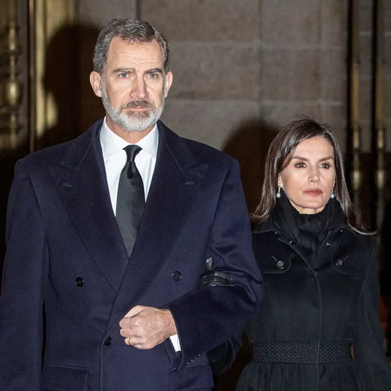 La prensa extranjera analiza los gestos y las palabras del rey Felipe VI y Letizia sobre la DANA