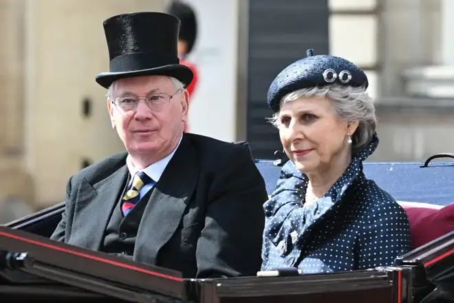 La dedicación de Ricardo y Birgitte a la Monarquía Británica