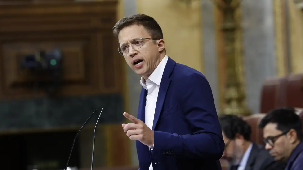 Novedades del caso Íñigo Errejón: las fechas en las que el expolítico y la actriz Elisa Mouliaá declararán ante el juez