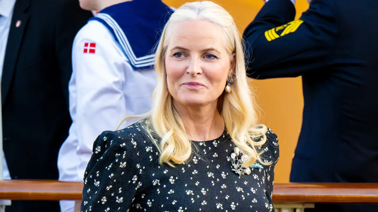 El mensaje oculto de la princesa Mette-Marit en su reaparición tras el escándalo de su hijo Marius Borg