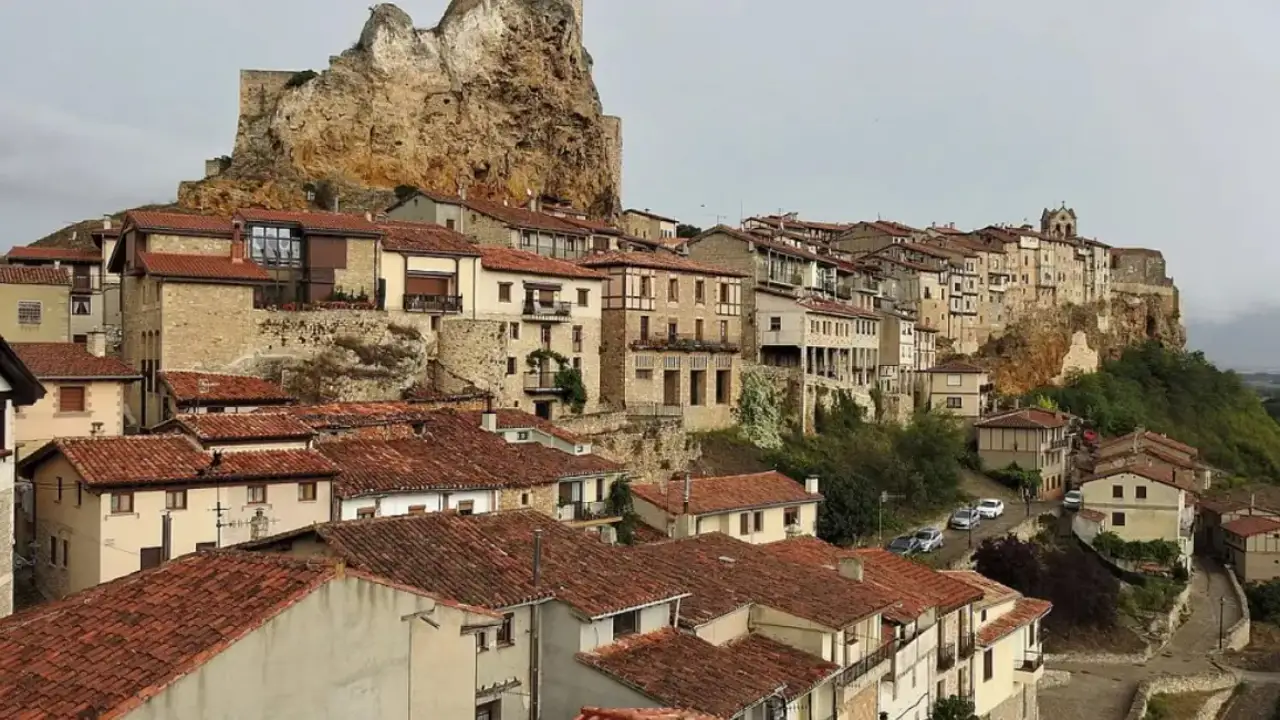 El mejor pueblo para una escapada en noviembre está en el norte de España según National Geographic