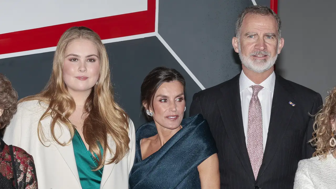 Amalia de Holanda, Letizia y Felipe