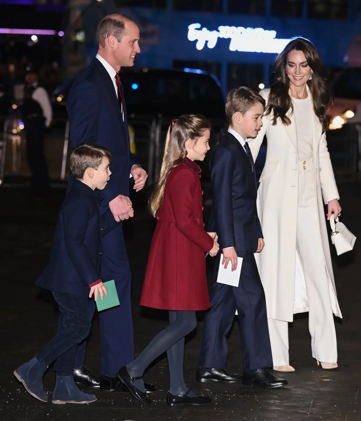 Kate y Guillermo con sus tres hijos