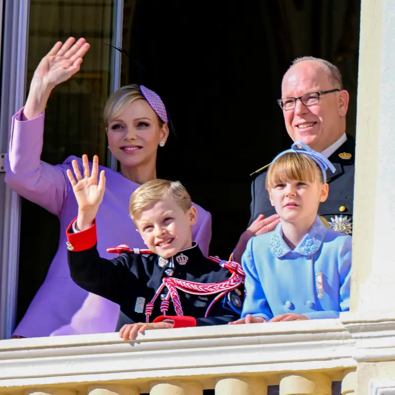 De la elegancia de Carolina de Mónaco a la sofisticación de Charlene: todos los looks del Día Nacional del Principado