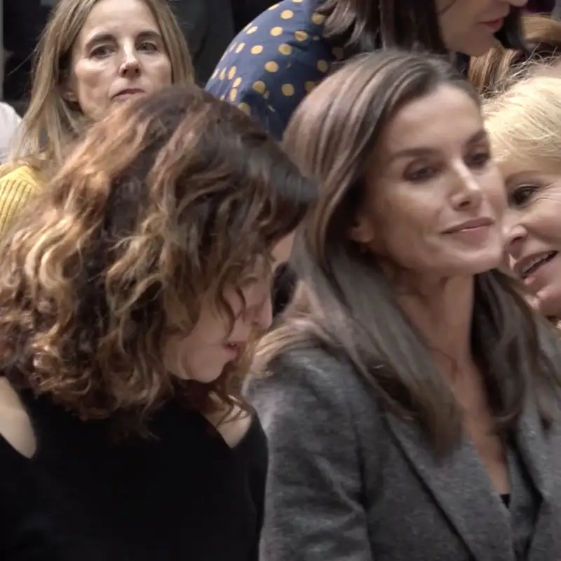 Los gestos de la reina Letizia con Isabel Díaz Ayuso en su encuentro de hoy que cobran todo el significado