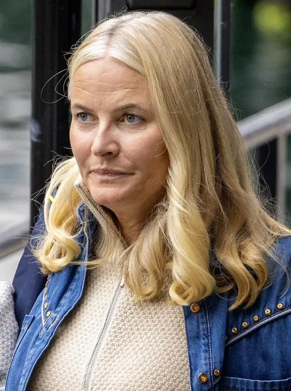 Las graves acusaciones de la prensa noruega contra la princesa Mette-Marit tras el último escándalo de su hijo Marius