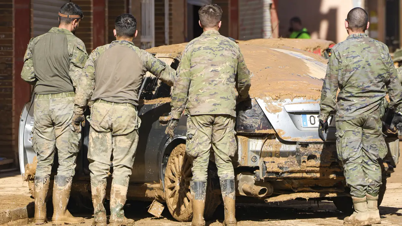 Así es la búsqueda 'in extremis' de los últimos cinco desaparecidos tras el paso de la DANA en Valencia