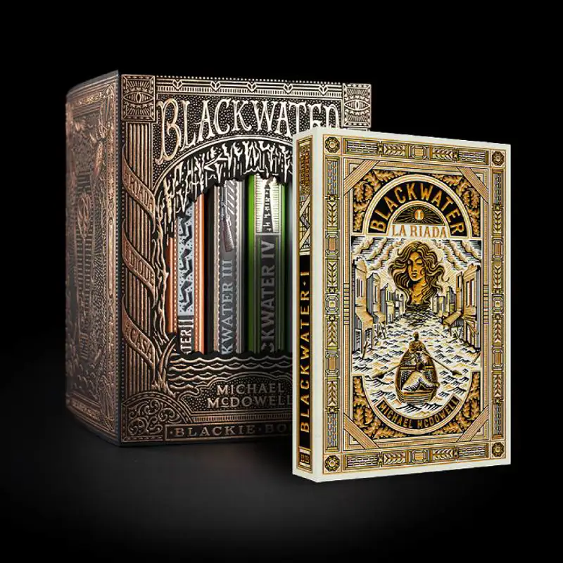 Blackie Books lanza un cofre de la saga Blackwater perfecto para regalar estas navidades