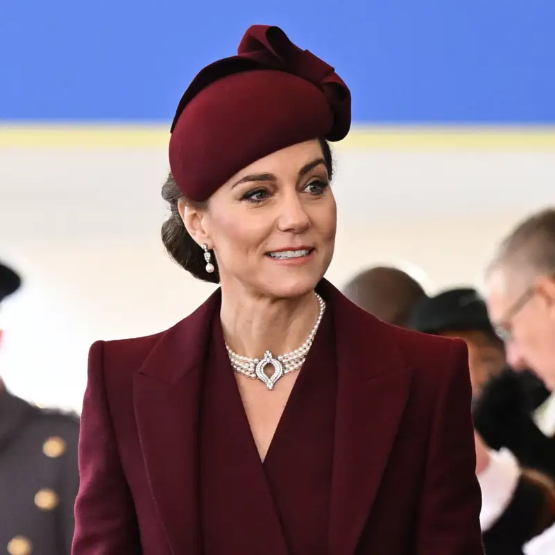 La experta María José Gómez Verdú aclara si Kate Middleton se ha saltado el protocolo en ausencia de la reina Camilla