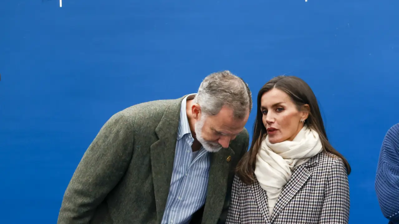 https://content20.lecturas.com/medio/2024/12/06/felipe-letizia-y-sofia_8b1efcd5_241206120834_1280x720.webp