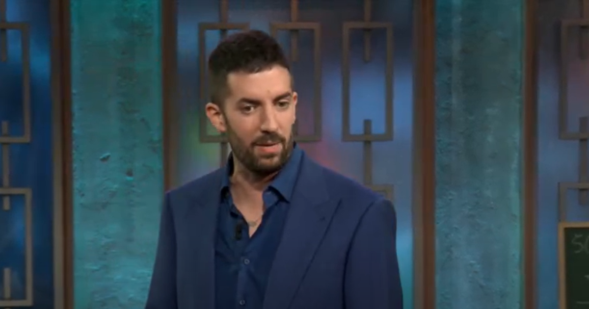 David Broncano, obligado a dar explicaciones por el contratiempo sufrido  con su invitado en mitad de 'La Revuelta'