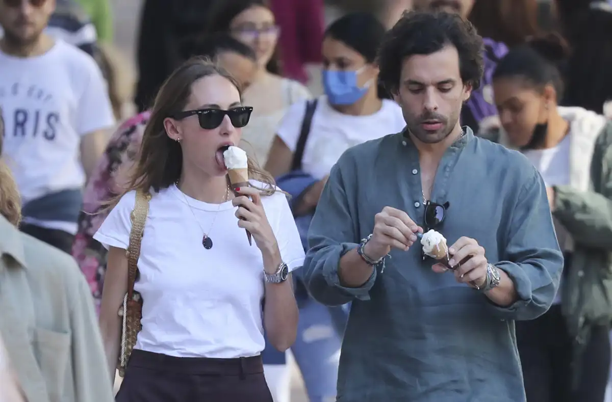 ALonso Aznar junto a Renata Collado