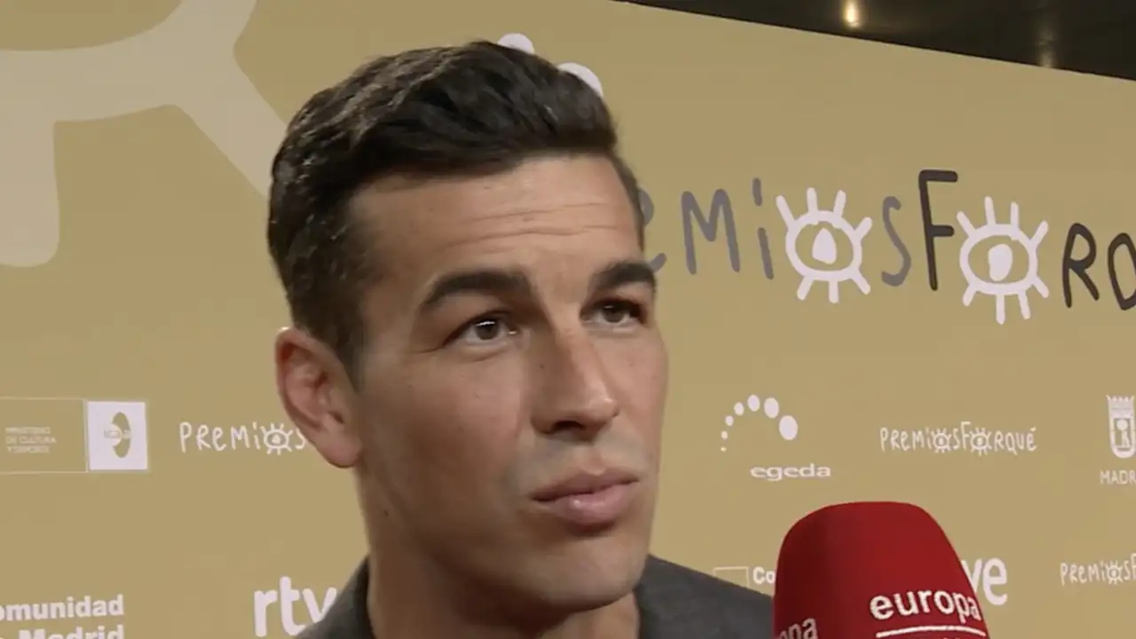 Mario Casas se pronuncia sobre lo que le parece Álvaro Muñoz Escassi como novio de su hermana Sheila 