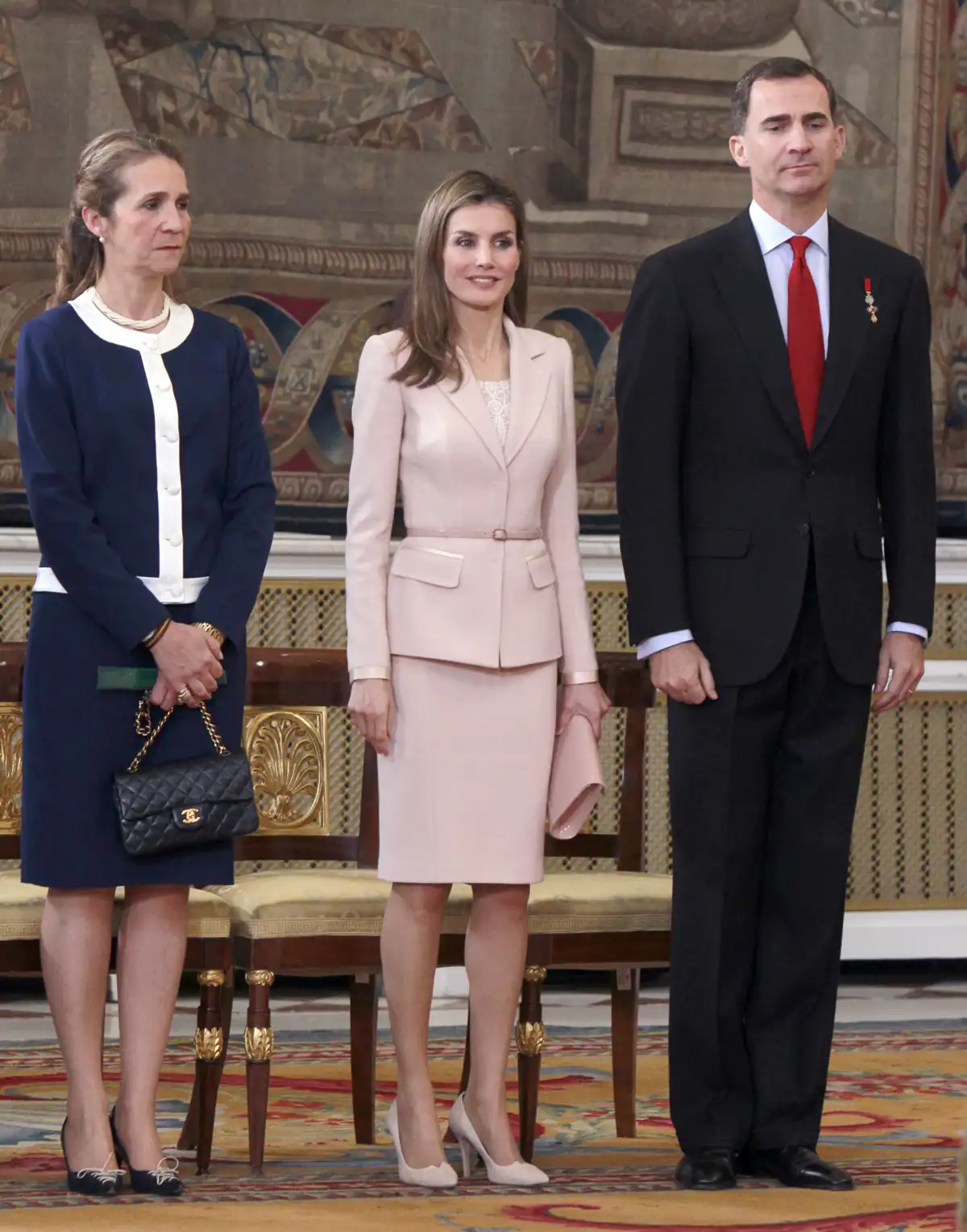 Infanta Elena, Letizia y Felipe