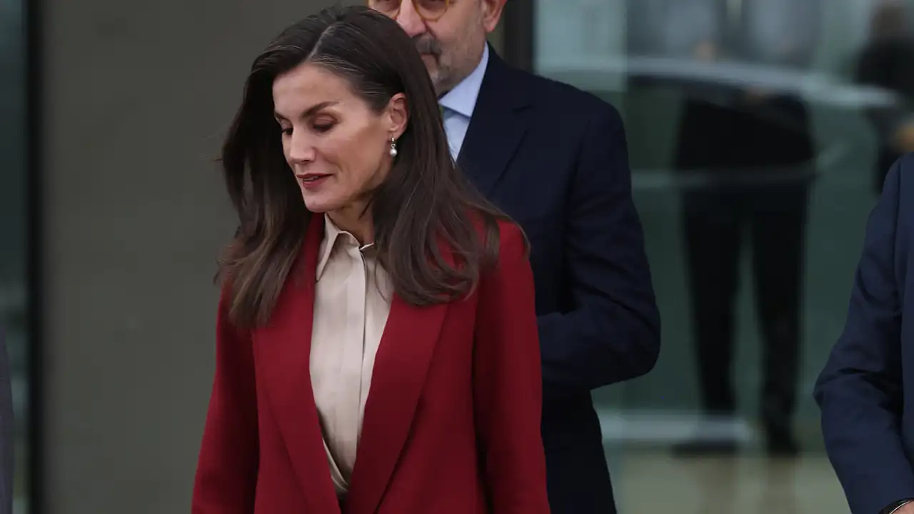 lETIZIA