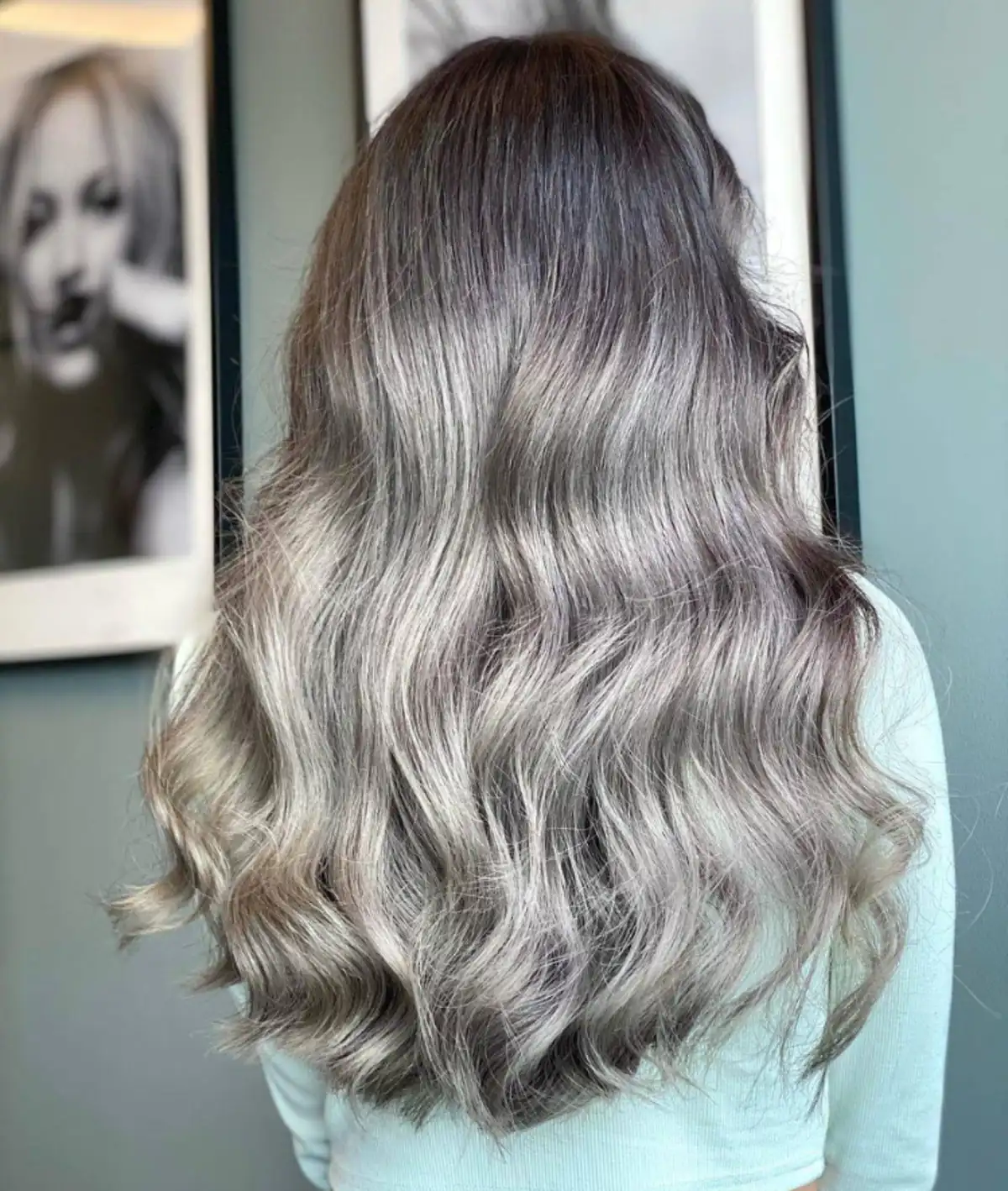 Mechas grey blending