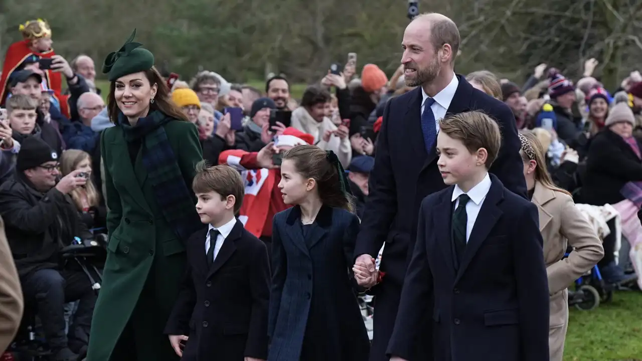 Kate y Guillermo con sus hijos 