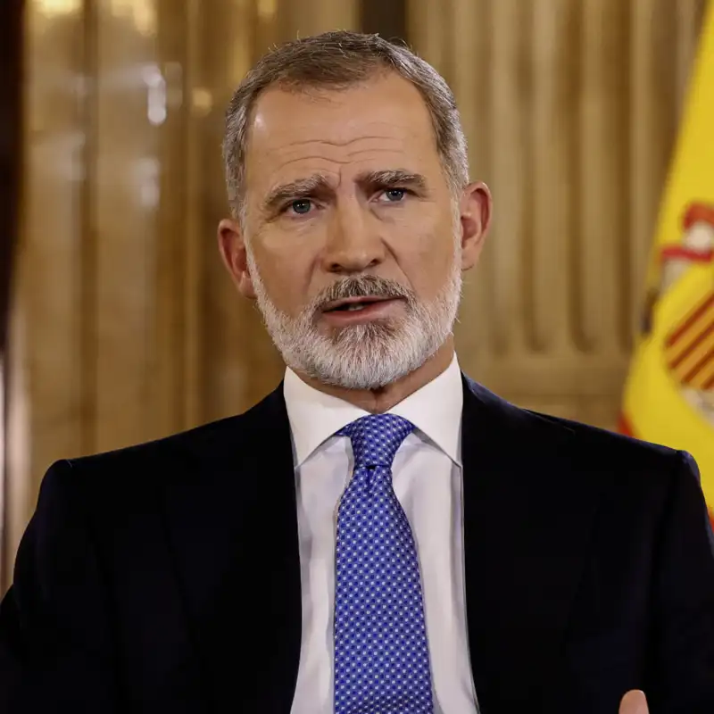 El rey Felipe VI, emocionado ante la tragedia de la DANA, da un giro a su discurso de Navidad con un mensaje muy directo