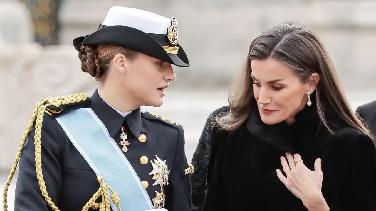 La inesperada visita de última hora que ha sorprendido a la princesa Leonor y a la reina Letizia en Cádiz