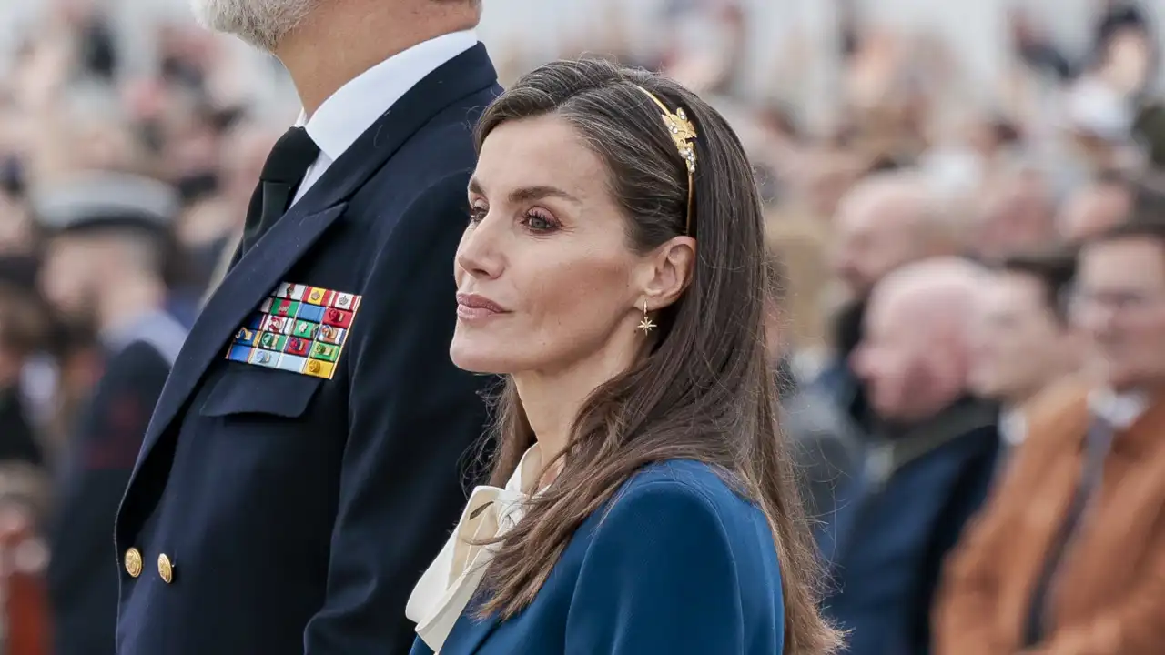 La prensa británica dictamina cuál es el gran reto de la reina Letizia tras ver su actitud en la despedida a Leonor