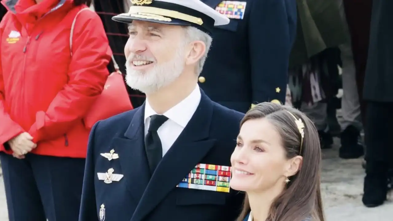 Felipe y Letizia despiden emocionados a Leonor, por Pilar Eyre