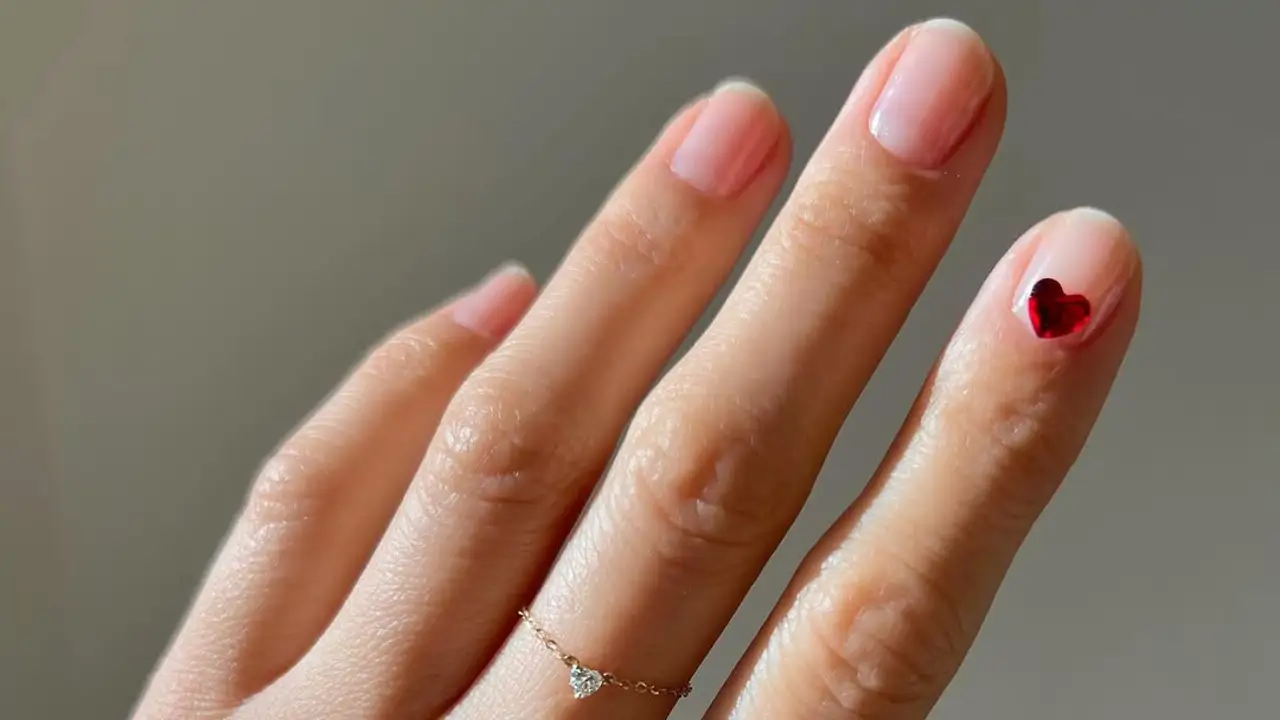 10 uñas para San Valentín 2025 bonitas, elegantes y muy románticas