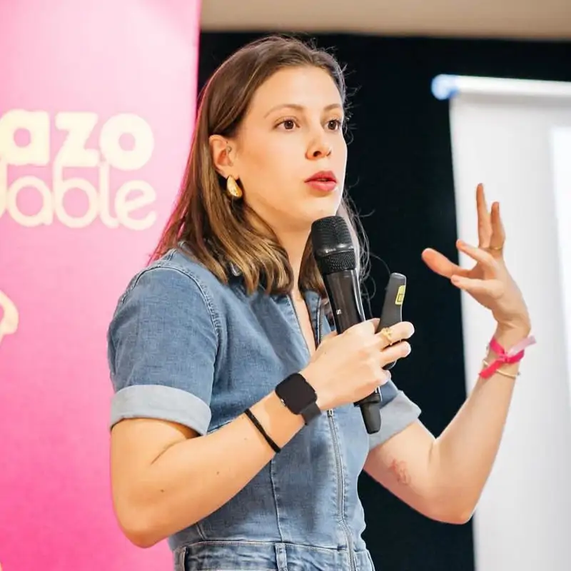 La nutricionista Beatriz González tiene un mensaje importante para quienes congelan el pan: "Cambia de estructura y se convierte en una fibra que tu intestino no es capaz de absorber por completo"