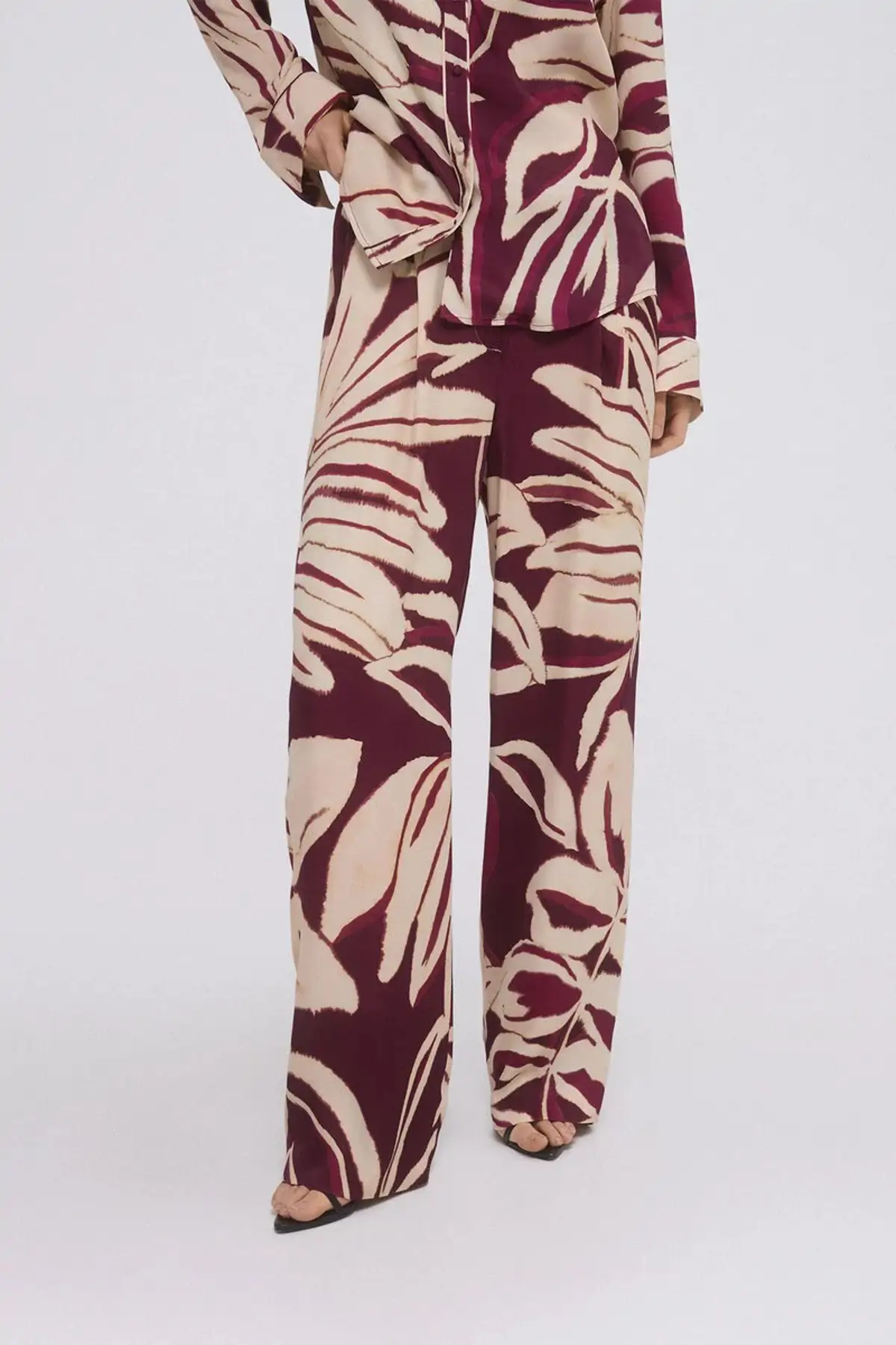 pantalones de primavera para chicas bajitas de Pedro del Hierro