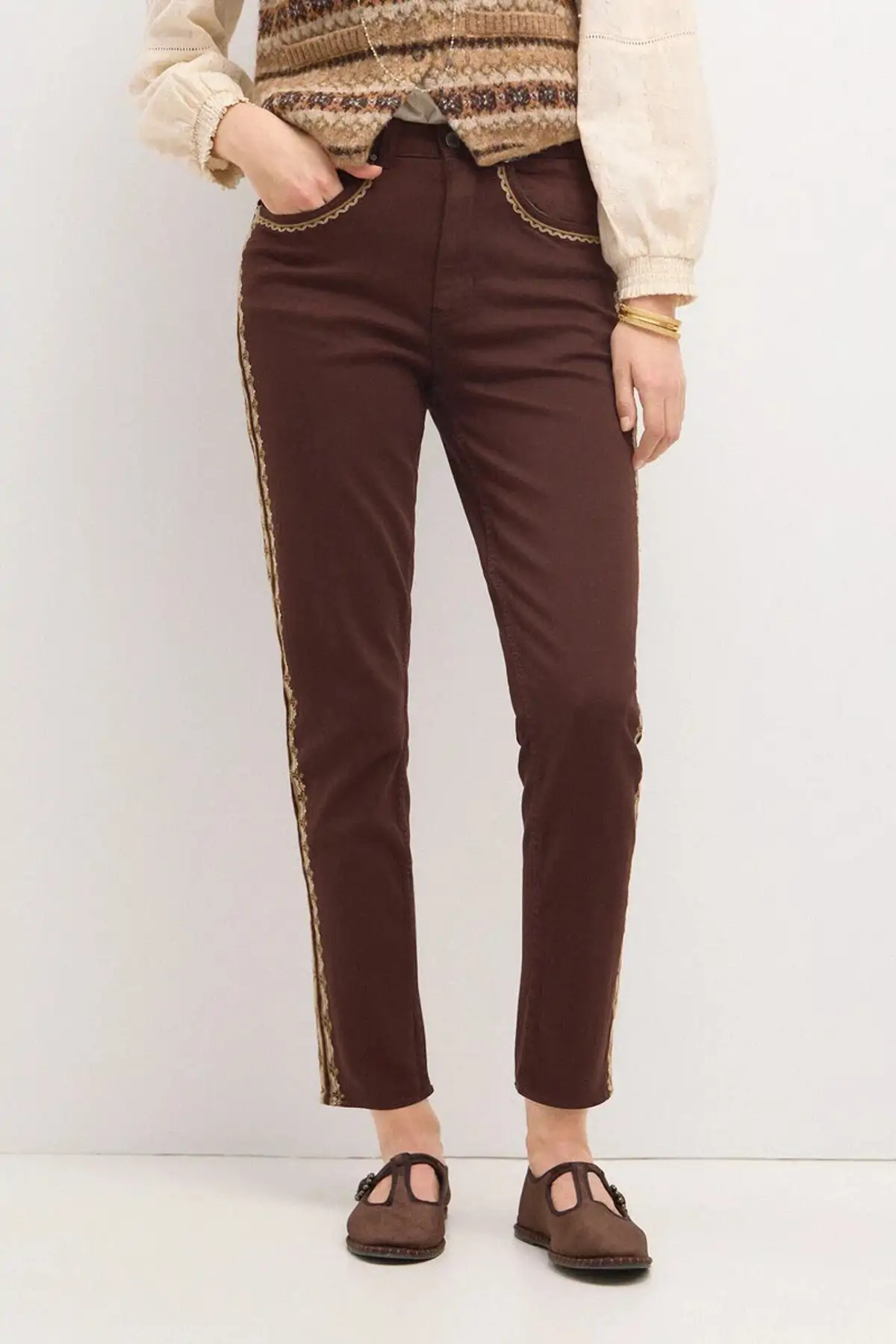 pantalones de primavera para chicas bajitas de Pedro del Hierro