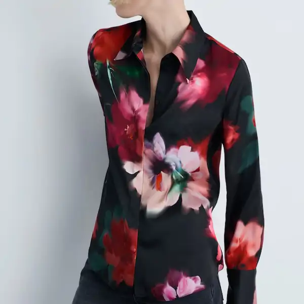 Camisa satinada estampada de Mango