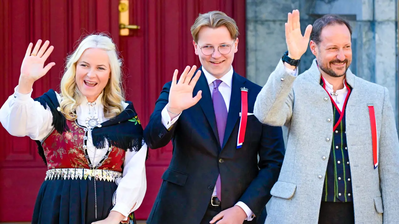 Hakoon, Mette-Marit y Sverre Magnus