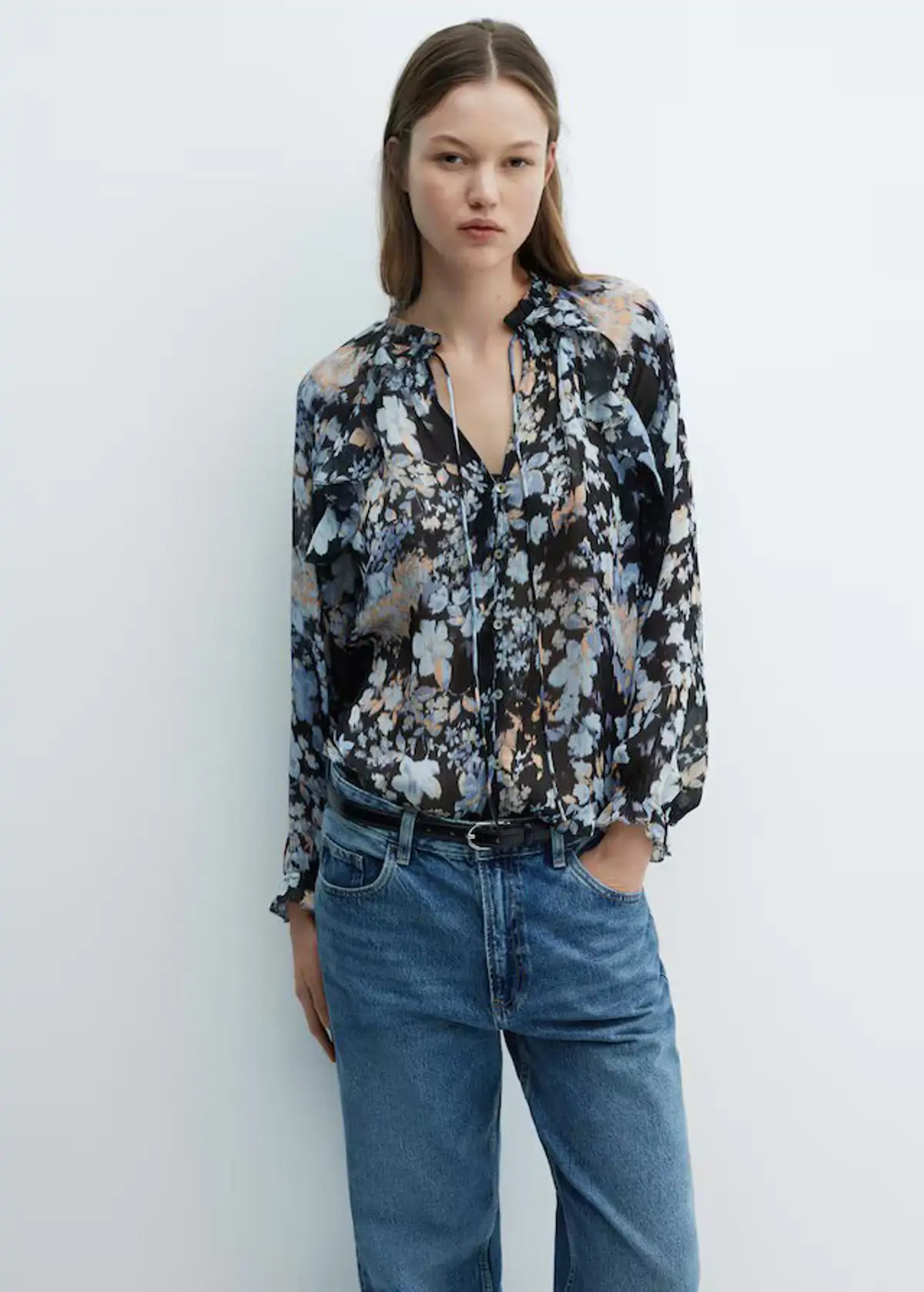 Camisas para looks primaverales Mango Outlet flores