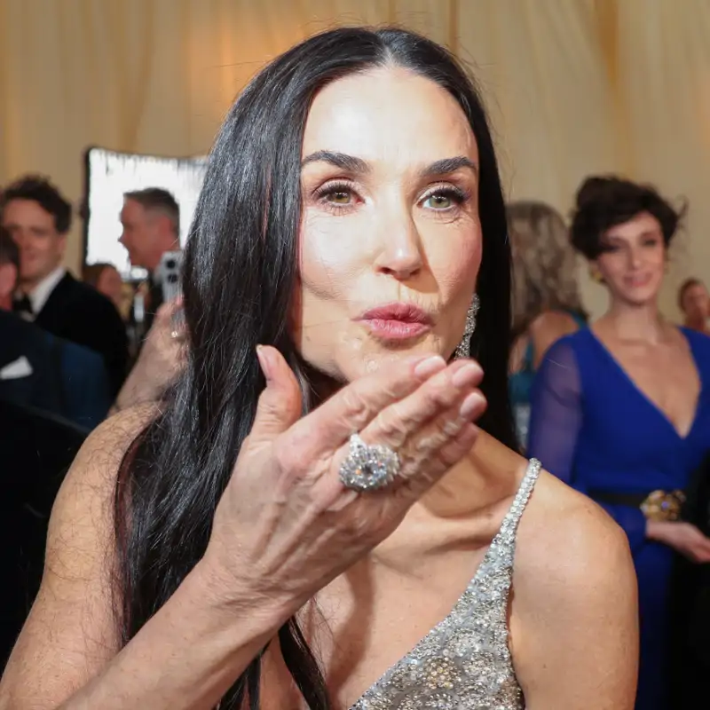 Una lectora de labios revela la tajante reacción de Demi Moore al perder el Oscar a la mejor actriz