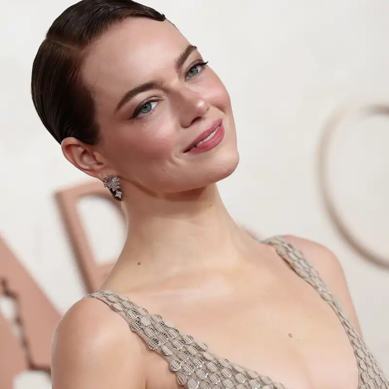 5 peinados vistos en los Oscar 2025 que inspirarán a las invitadas de boda en 2025