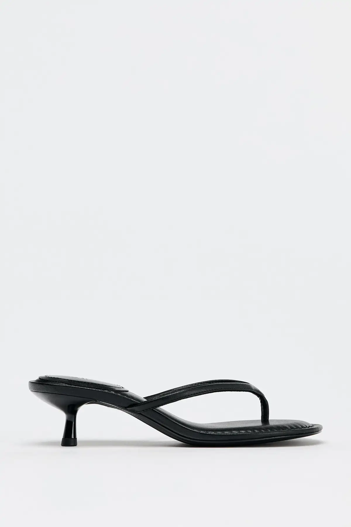 Sandalias tendencia 2025 zara