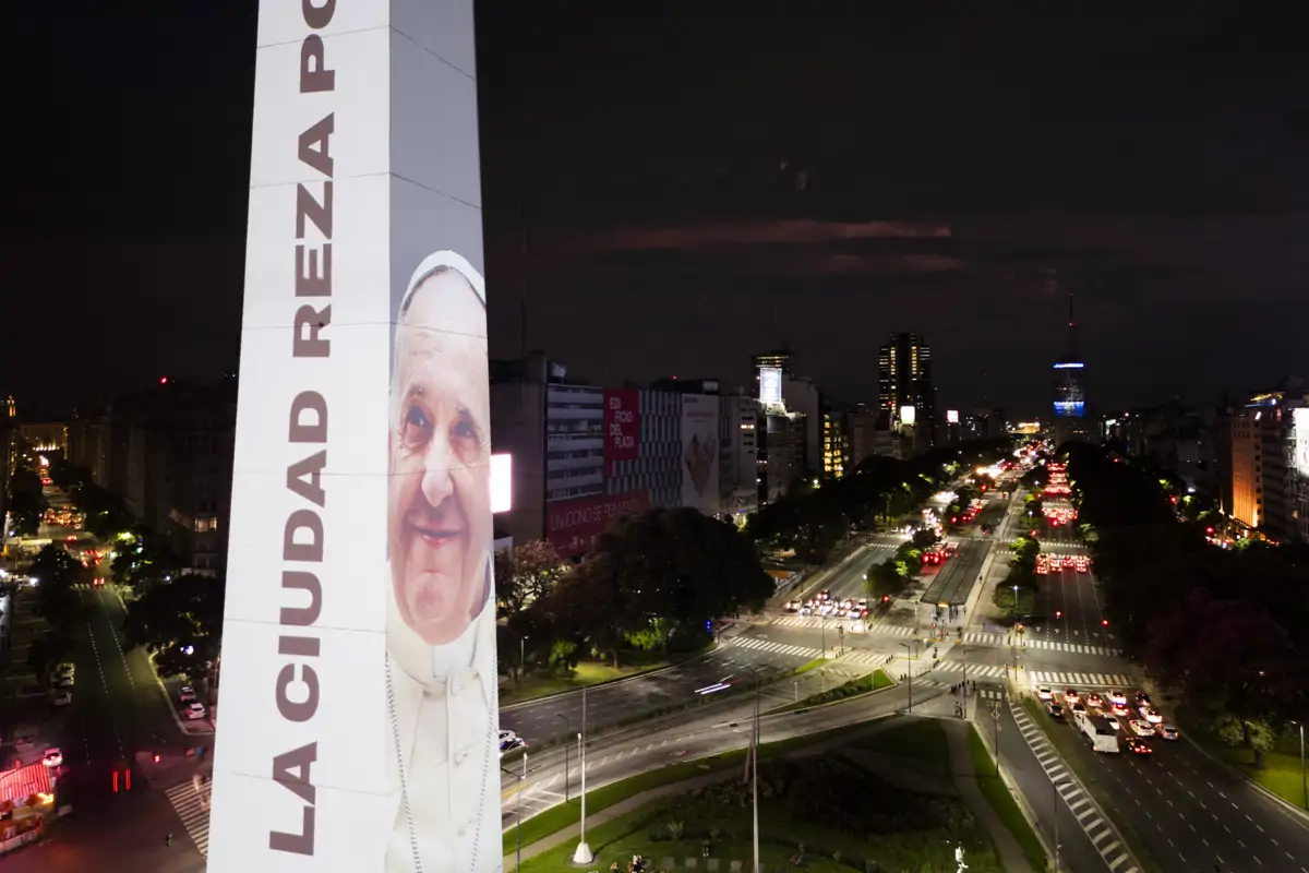 Proyección en Buenos Aires por el papa Francisco