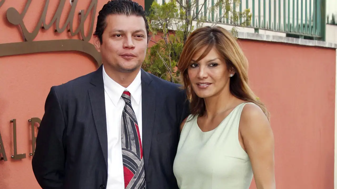 Ivonne Reyes y su hermano 