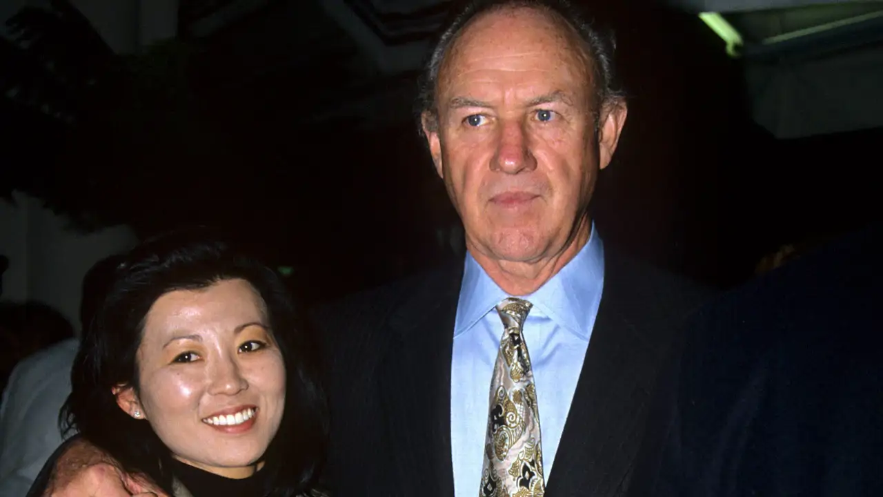 Gene Hackman y Betsy Akagawa