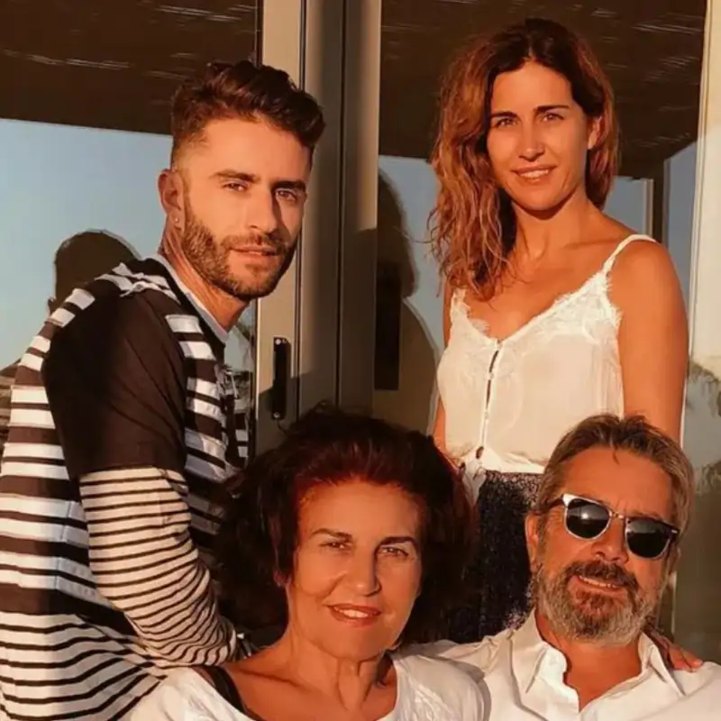 Así es la familia de Pelayo Díaz: una madre fashionista, un padre que no quería que dedicase a la moda y una hermana a la que adora