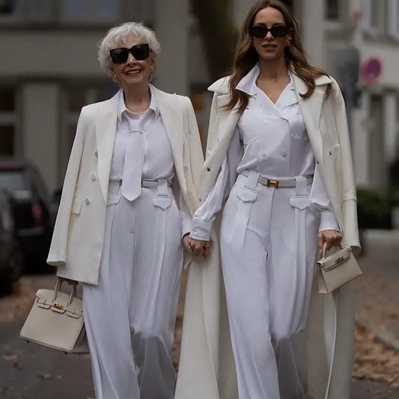 Cómo combinar un pantalón blanco según las tendencias del 2025: consejos de estilo y looks de inspiración