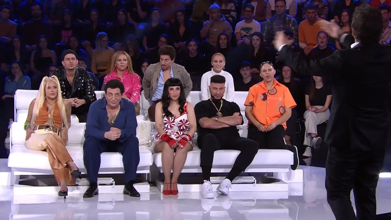 La unánime reacción de los concursantes de ‘Tu cara me suena’ al conocer el nombre del primer ganador